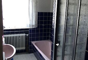 Badezimmer EG