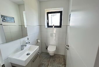 Gäste-WC EG