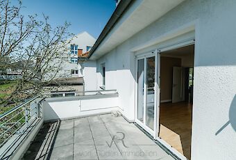 Balkon OG